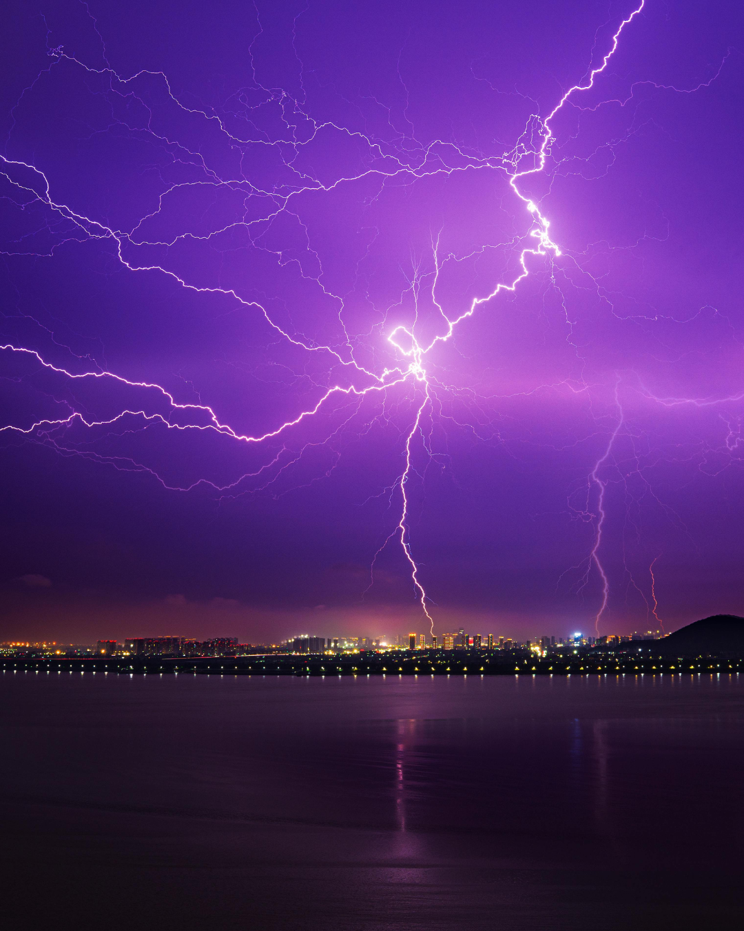 Clima Incerto e Saúde Mental: Como a Natureza nos Ensina a Encontrar o Equilíbrio
